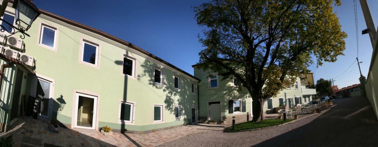 ホテルBizjak L'Agriturismo トリエステ エクステリア 写真